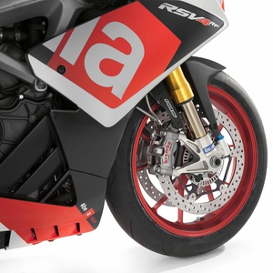 Aprilia rsv4 (4)