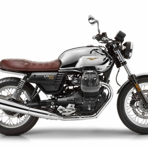 01 moto guzzi v7iii anniversario 