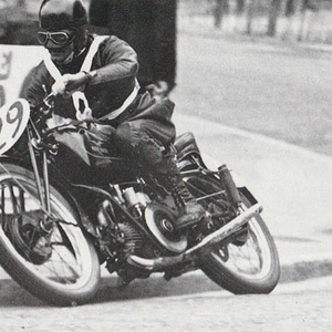 1937 tenni a quarterbridge con la guzzi 250