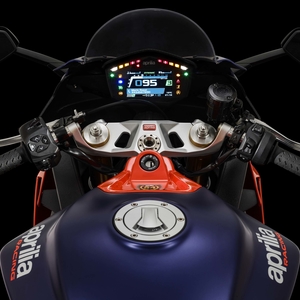 Aprilia rs 660 cruscotto