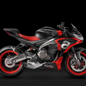 Aprilia rs 660 nera 3