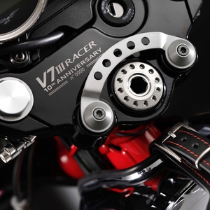 Moto guzzi v7 iii raecer anniversario 3
