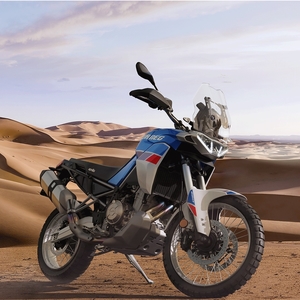 Aprilia tuareg 660