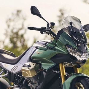 Moto guzzi v100 mandello 4