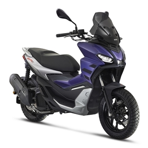 2021 aprilia sr gt 125 blu 3 4antdx abbaglianti bianco 1100x786