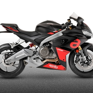 Aprilia rs660 nera 1