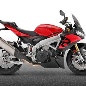 Aprilia tuono v4 rossa 1