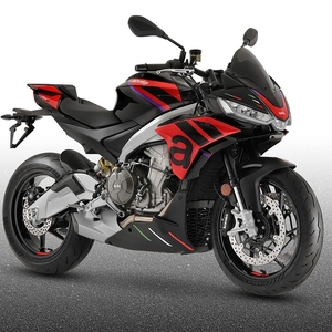 Aprilia tuono660 factory 1