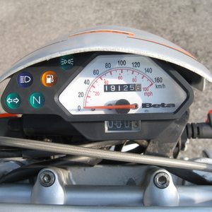 Beta alp 4 350 grigio 2004 (6)