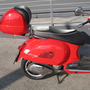Vespa gts 300 super rosso 2008 (3)