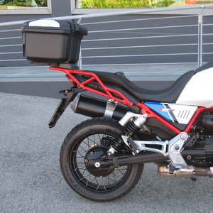 Moto guzzi v85 tt evocative bianco blu 2023 (4)