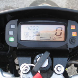 Aprilia sx 125 e5 yellow star 2022 (6)