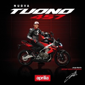 Aprilia tuono 457 martin 03 2025