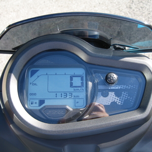 Yamaha ray zr 125 blu 2025 (4)