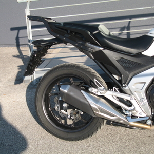 Honda nc 750 x dct abs bianco 2021 (4)
