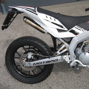 Aprilia sx 50 racing white 2015 (4)