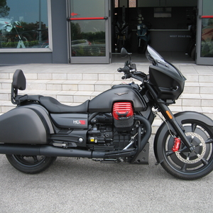 Moto guzzi mgx21 1400 nero carbonio 2019 (1)