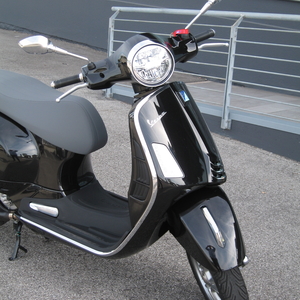 Vespa gts 310 nero convinto 09 2026 (2)